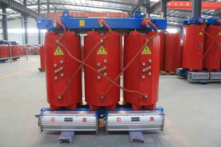 一般北京創(chuàng)聯(lián)匯通電氣全鋁的干式變壓器800kva價格是33900元，全銅的800kva干式變壓器價格是65000元。
